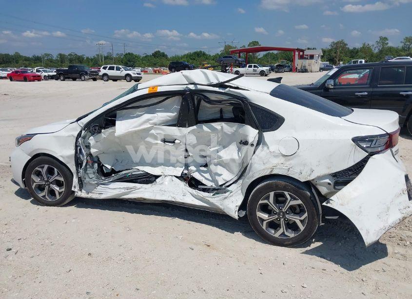 Photo 13 of 2019 Kia Forte LXS (VIN 3KPF24AD0KE128679)