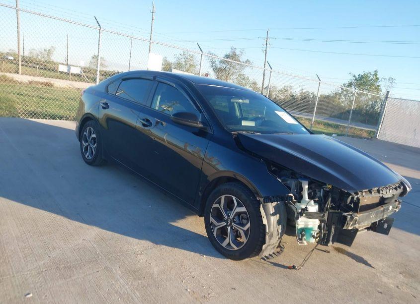 2019 Kia Forte LXS (VIN 3KPF24AD0KE138421) main photo