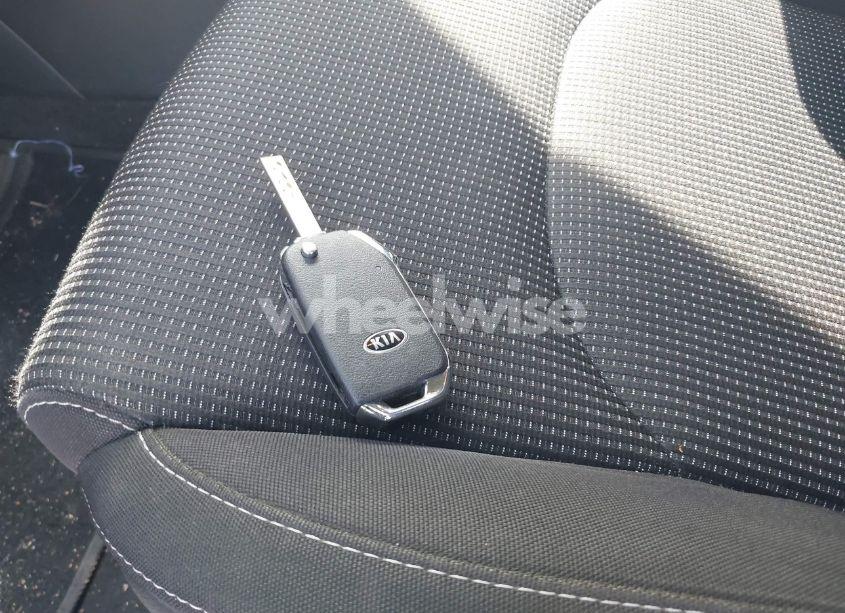 Photo 11 of 2020 Kia Forte LXS (VIN 3KPF24AD0LE143846)