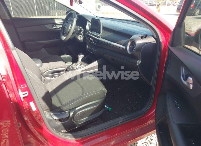 Photo 5 of 2020 Kia Forte LXS (VIN 3KPF24AD0LE143846)