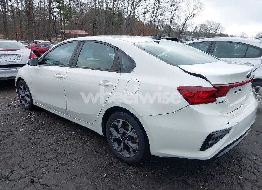 Photo 3 of 2020 Kia Forte LXS (VIN 3KPF24AD0LE154572)