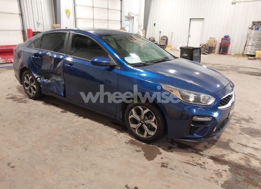 2020 Kia Forte LXS (VIN 3KPF24AD0LE178628) main photo