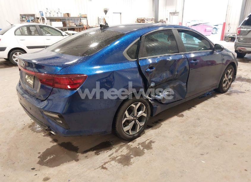 Photo 4 of 2020 Kia Forte LXS (VIN 3KPF24AD0LE178628)