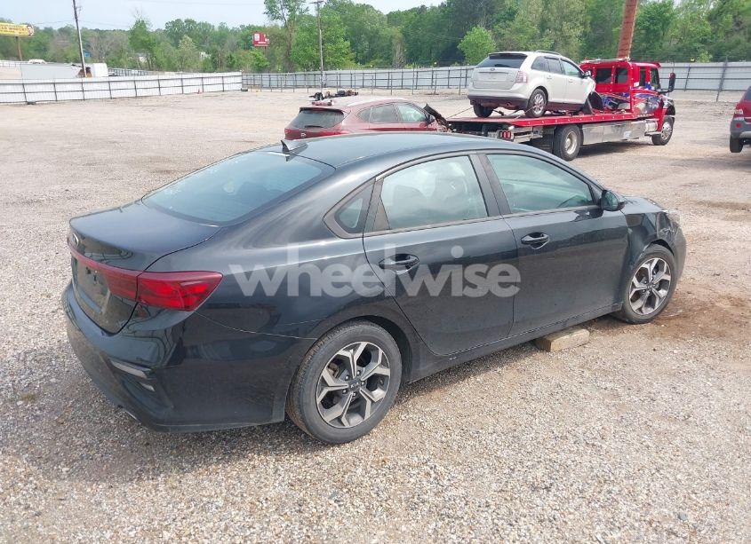 Photo 4 of 2020 Kia Forte LXS (VIN 3KPF24AD0LE187099)