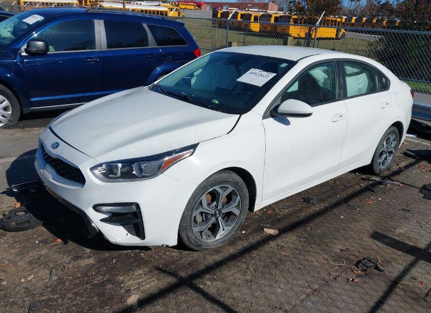 Photo 2 of 2020 Kia Forte LXS (VIN 3KPF24AD0LE192593)