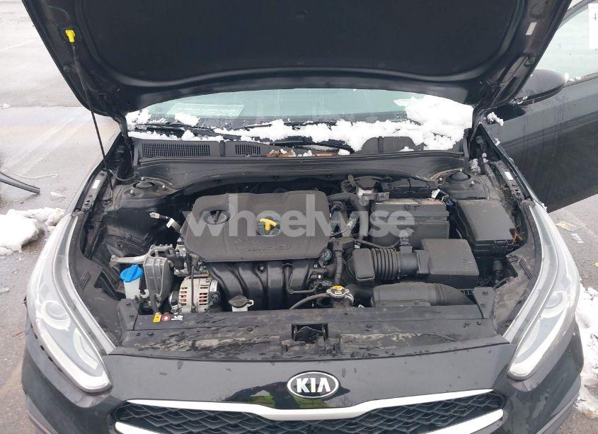 Photo 10 of 2020 Kia Forte LXS (VIN 3KPF24AD0LE201129)