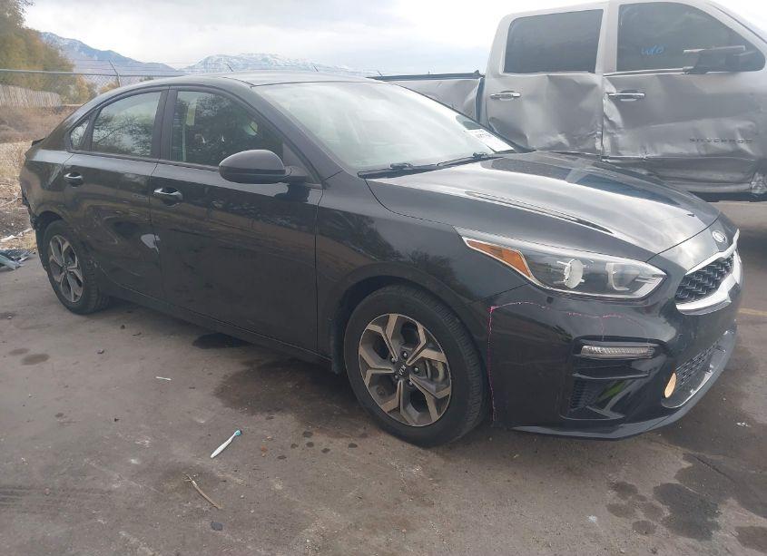 2020 Kia Forte LXS (VIN 3KPF24AD0LE204368) main photo