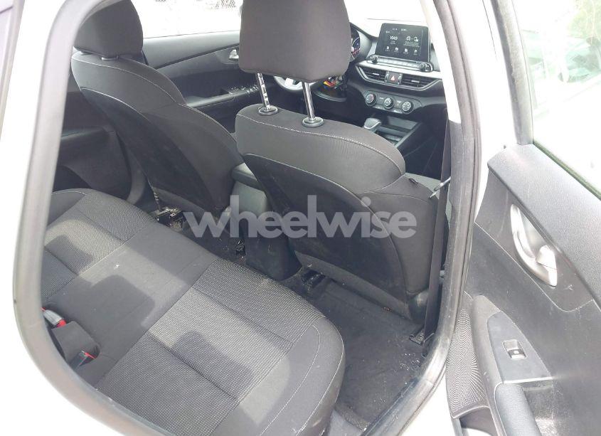 Photo 8 of 2020 Kia Forte LXS (VIN 3KPF24AD0LE209439)