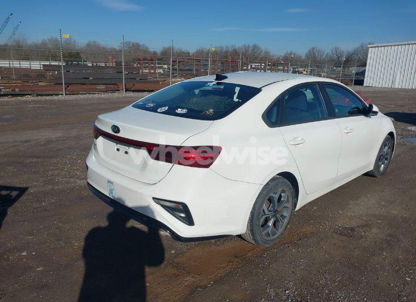 Photo 4 of 2020 Kia Forte LXS (VIN 3KPF24AD0LE243512)