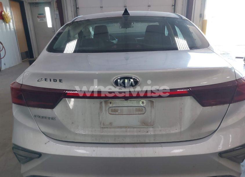 Photo 16 of 2021 Kia Forte LXS (VIN 3KPF24AD0ME269626)