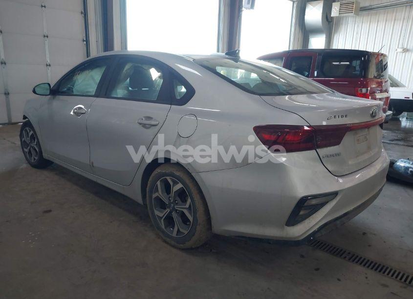 Photo 3 of 2021 Kia Forte LXS (VIN 3KPF24AD0ME269626)