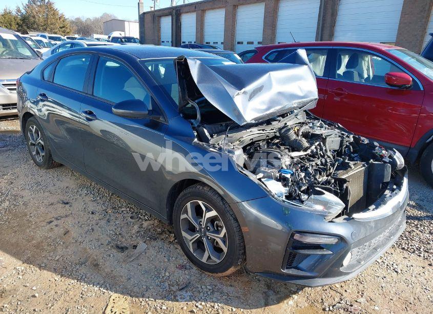 2021 Kia Forte LXS (VIN 3KPF24AD0ME277399) main photo
