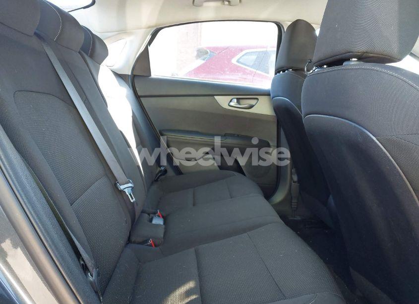 Photo 8 of 2021 Kia Forte LXS (VIN 3KPF24AD0ME277399)