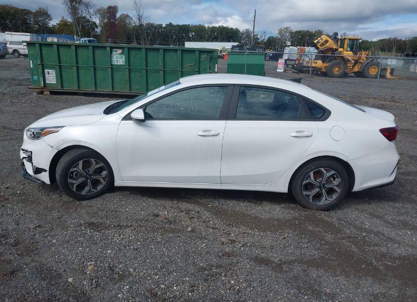 Photo 14 of 2021 Kia Forte LXS (VIN 3KPF24AD0ME300521)