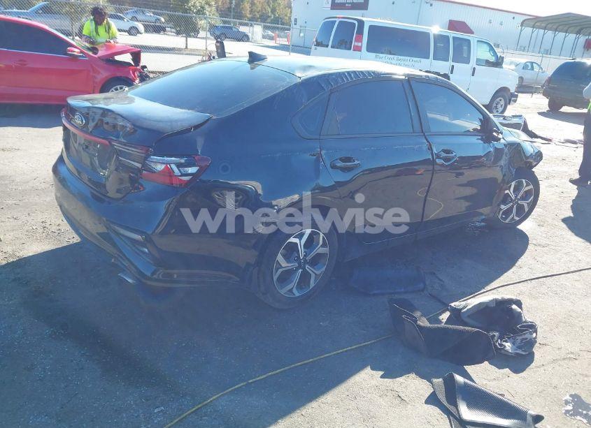 Photo 4 of 2021 Kia Forte LXS (VIN 3KPF24AD0ME318064)