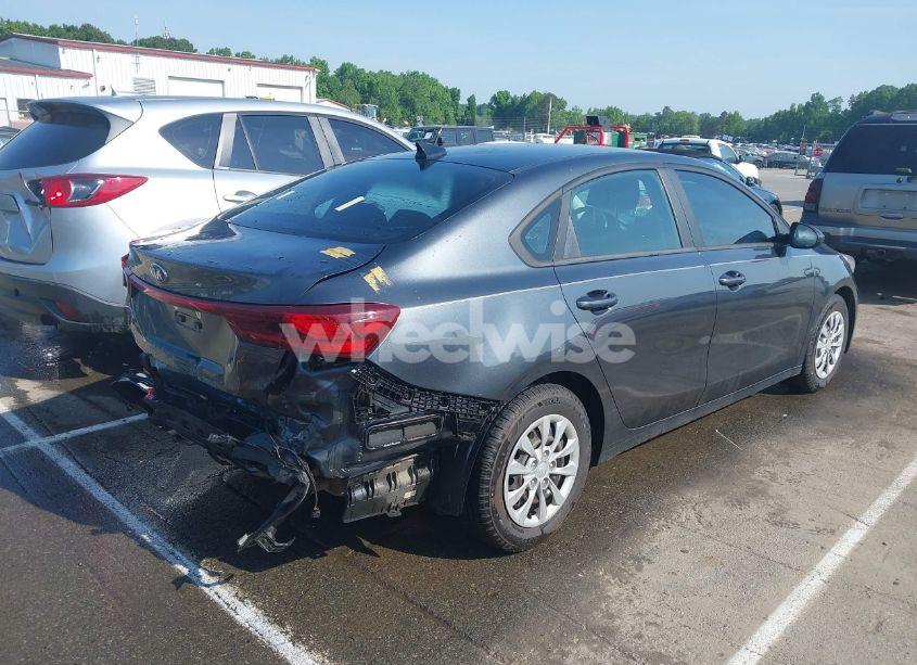 Photo 4 of 2021 Kia Forte FE (VIN 3KPF24AD0ME322311)