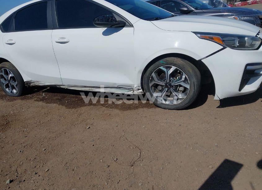 Photo 6 of 2021 Kia Forte LXS (VIN 3KPF24AD0ME322812)
