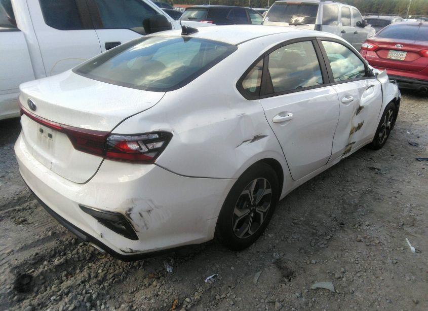 Photo 4 of 2021 Kia Forte LXS (VIN 3KPF24AD0ME340131)