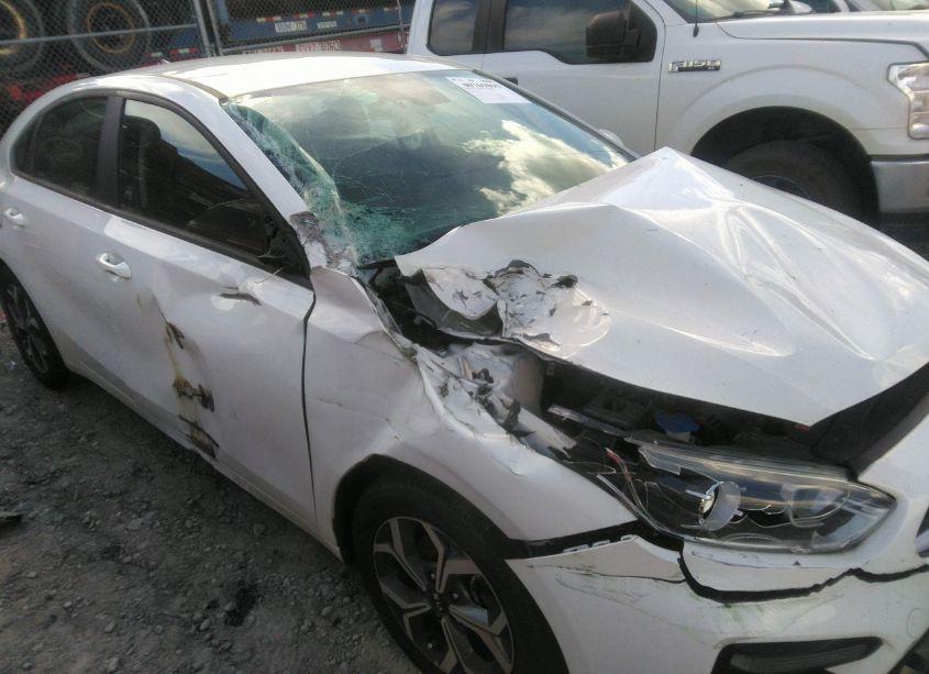 Photo 6 of 2021 Kia Forte LXS (VIN 3KPF24AD0ME340131)