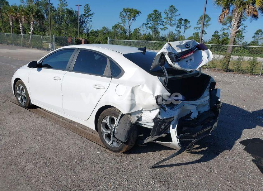 Photo 3 of 2021 Kia Forte LXS (VIN 3KPF24AD0ME344194)