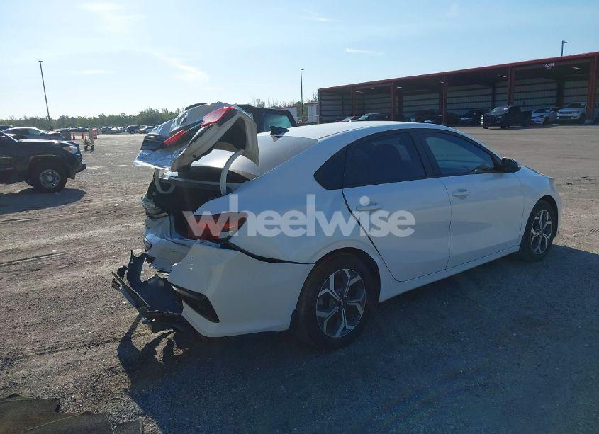 Photo 4 of 2021 Kia Forte LXS (VIN 3KPF24AD0ME344194)