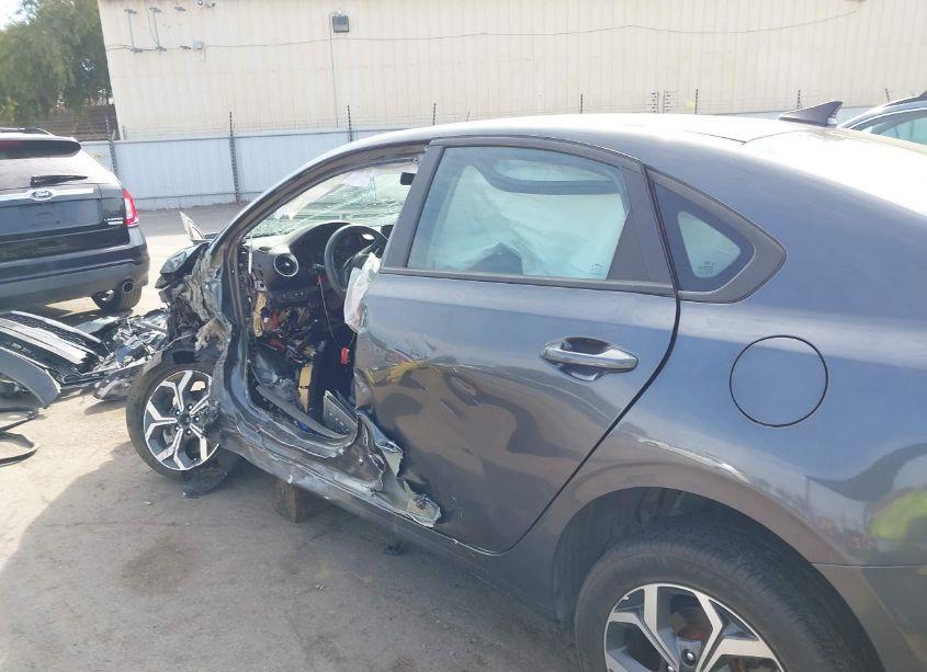 Photo 21 of 2021 Kia Forte LXS (VIN 3KPF24AD0ME347550)