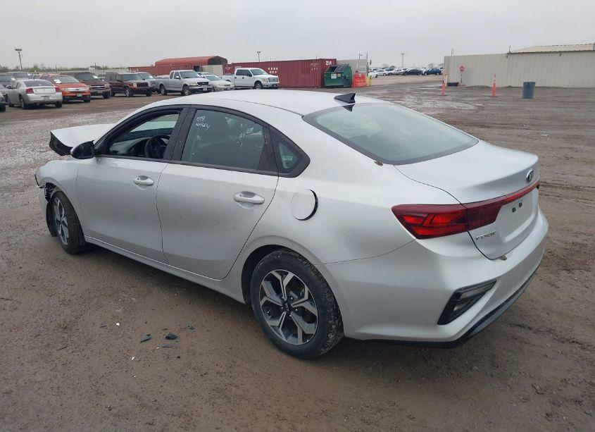 Photo 3 of 2021 Kia Forte LXS (VIN 3KPF24AD0ME348777)