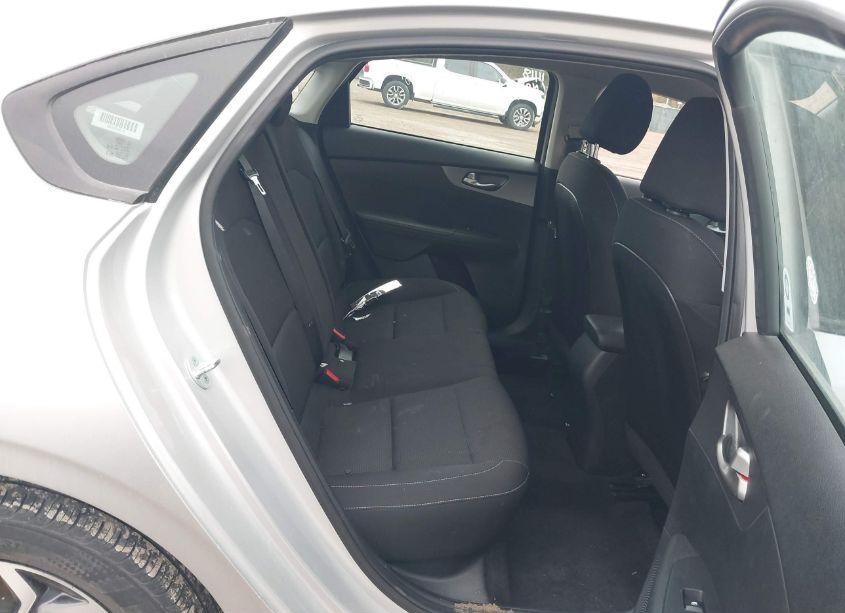 Photo 8 of 2021 Kia Forte LXS (VIN 3KPF24AD0ME348777)