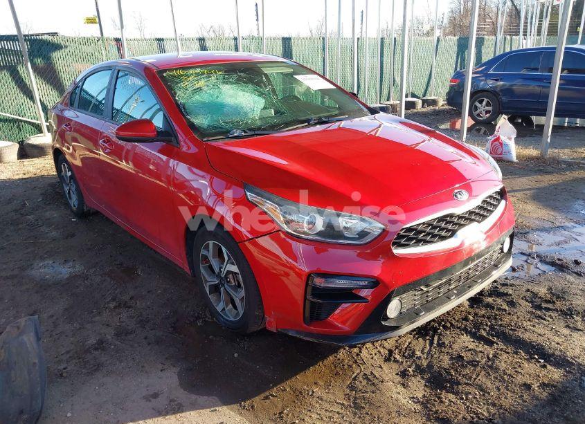 2021 Kia Forte LXS (VIN 3KPF24AD0ME351730) main photo