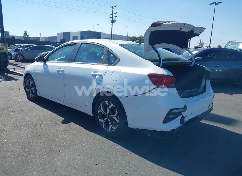 Photo 3 of 2021 Kia Forte LXS (VIN 3KPF24AD0ME368835)