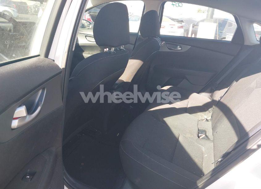 Photo 8 of 2021 Kia Forte LXS (VIN 3KPF24AD0ME368835)