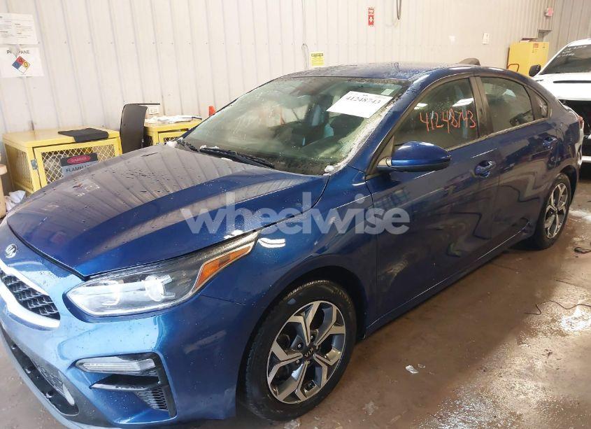 Photo 2 of 2021 Kia Forte LXS (VIN 3KPF24AD0ME377101)