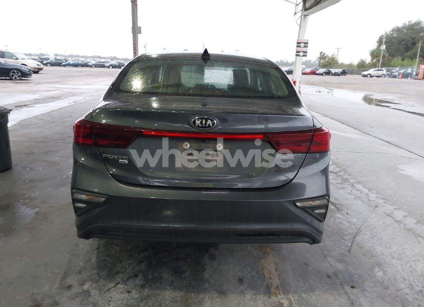 Photo 16 of 2021 Kia Forte FE (VIN 3KPF24AD0ME381696)