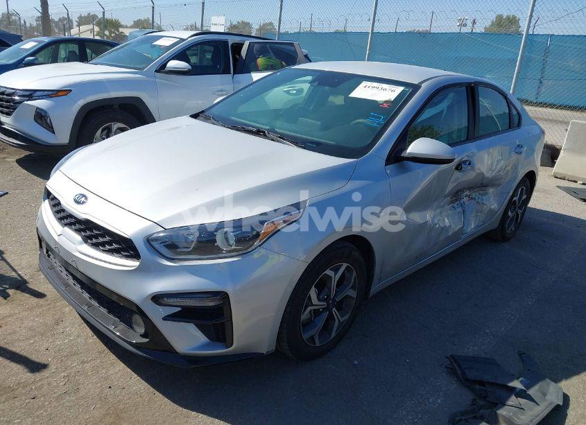 Photo 2 of 2021 Kia Forte LXS (VIN 3KPF24AD0ME389801)