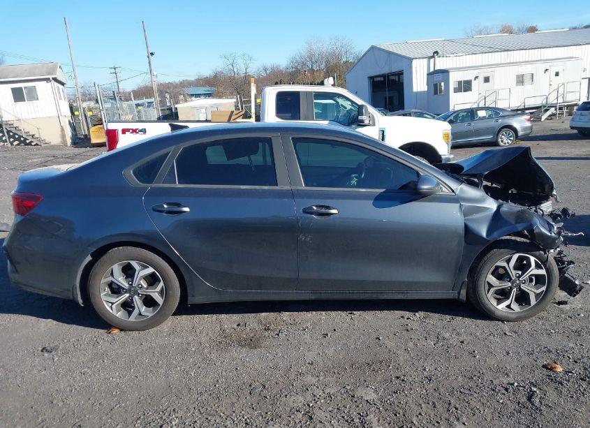 Photo 13 of 2021 Kia Forte LXS (VIN 3KPF24AD0ME408511)