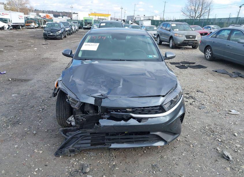 Photo 6 of 2022 Kia Forte LXS (VIN 3KPF24AD0NE448668)