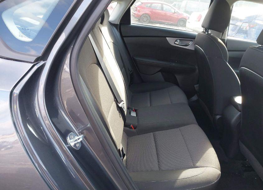 Photo 8 of 2022 Kia Forte LXS (VIN 3KPF24AD0NE448668)