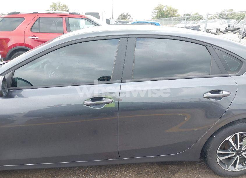 Photo 14 of 2022 Kia Forte LXS (VIN 3KPF24AD0NE455801)