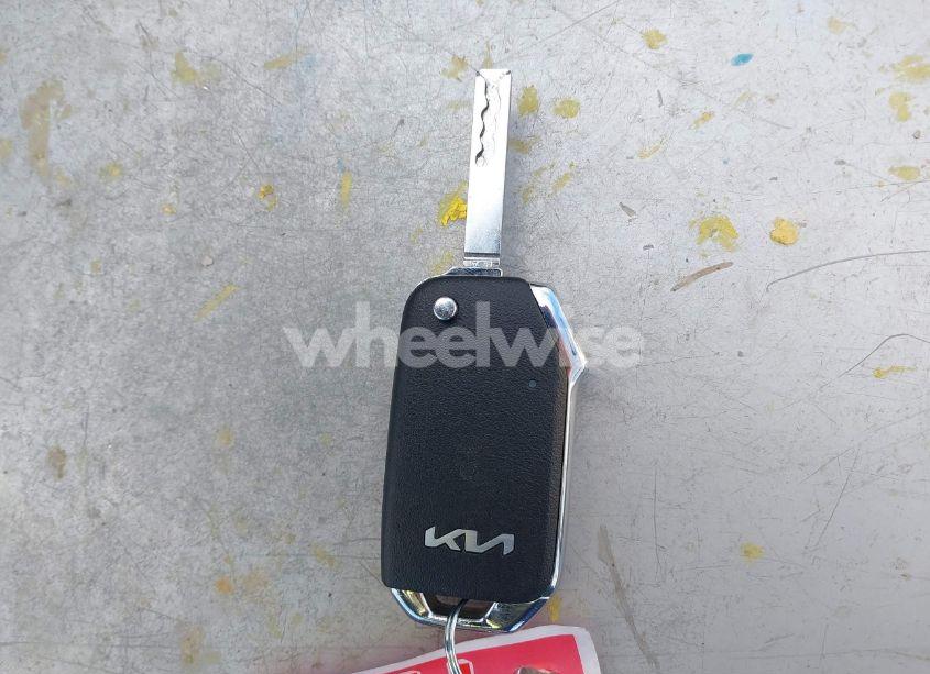 Photo 11 of 2022 Kia Forte LXS (VIN 3KPF24AD0NE456298)