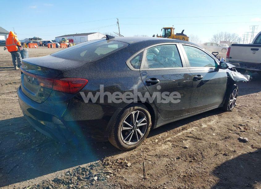 Photo 14 of 2022 Kia Forte LXS (VIN 3KPF24AD0NE456298)