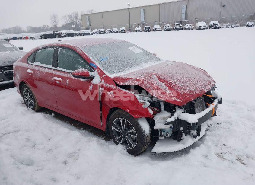2022 Kia Forte LXS (VIN 3KPF24AD0NE471352) main photo