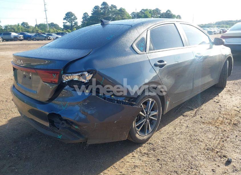 Photo 6 of 2022 Kia Forte LXS (VIN 3KPF24AD0NE471920)