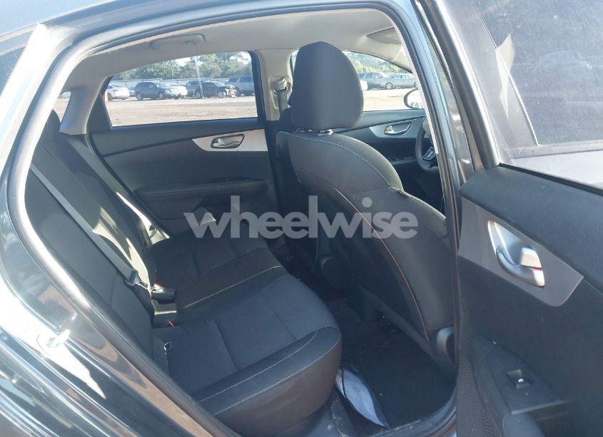 Photo 8 of 2022 Kia Forte LXS (VIN 3KPF24AD0NE471920)
