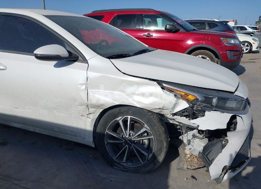 Photo 6 of 2022 Kia Forte LXS (VIN 3KPF24AD0NE474123)