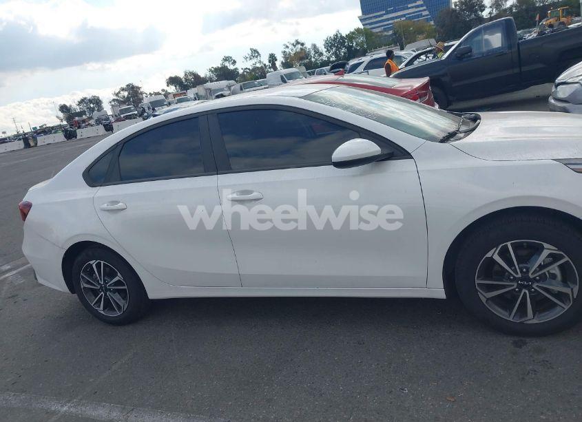 Photo 13 of 2022 Kia Forte LXS (VIN 3KPF24AD0NE503166)