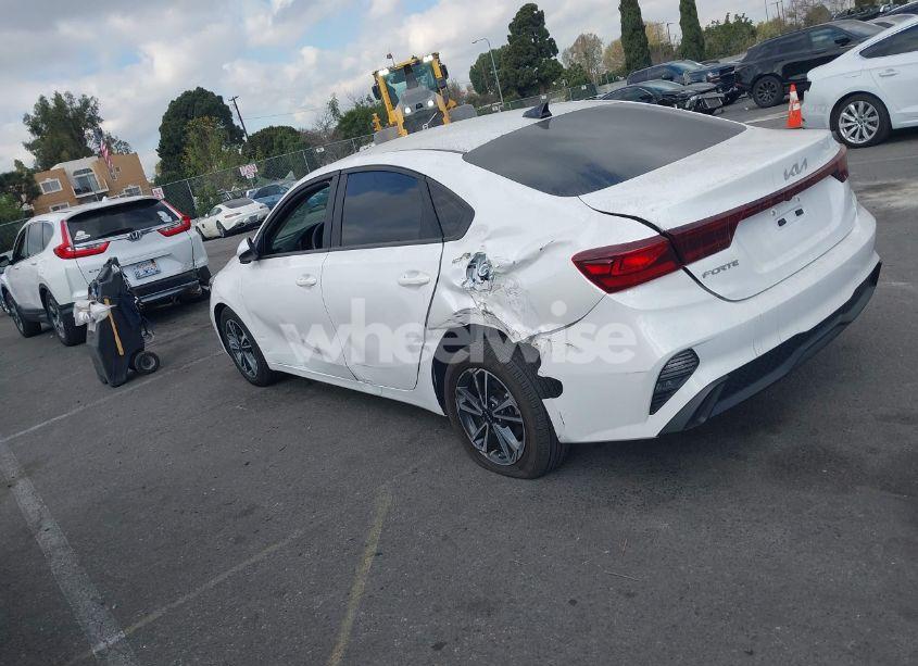Photo 3 of 2022 Kia Forte LXS (VIN 3KPF24AD0NE503166)