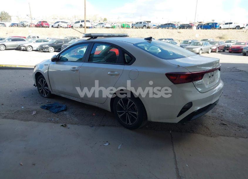 Photo 3 of 2023 Kia Forte LXS (VIN 3KPF24AD0PE525719)