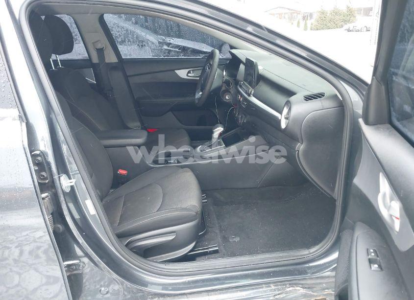 Photo 5 of 2023 Kia Forte LXS (VIN 3KPF24AD0PE526871)