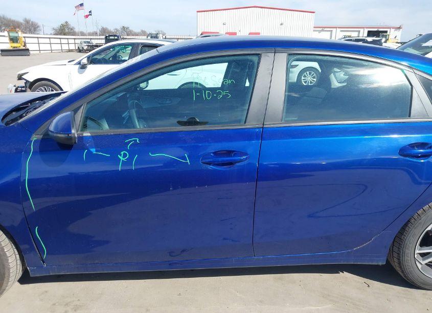 Photo 14 of 2023 Kia Forte LXS (VIN 3KPF24AD0PE557957)