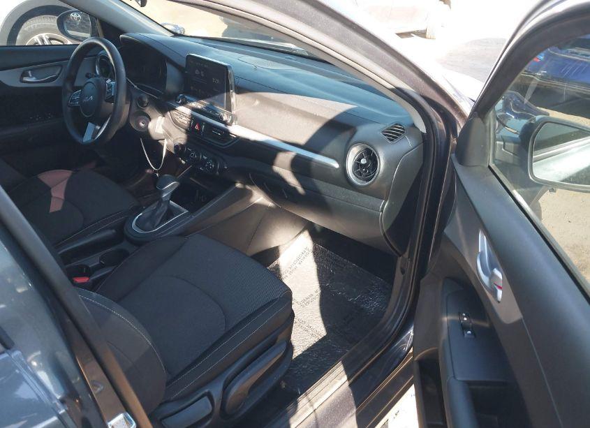 Photo 5 of 2023 Kia Forte LXS (VIN 3KPF24AD0PE562415)